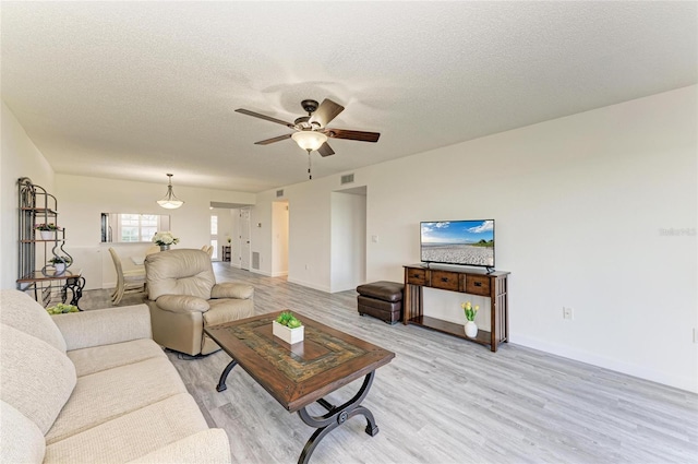 1153 Edgewater Cir, Bradenton, FL 34209 - photo 17