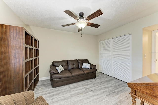 1153 Edgewater Cir, Bradenton, FL 34209 - photo 31