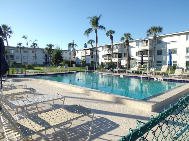 view of swimming pool featuring a patio