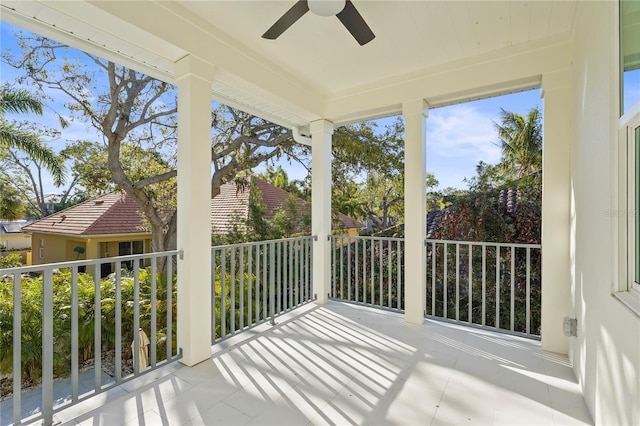 balcony with a ceiling fan