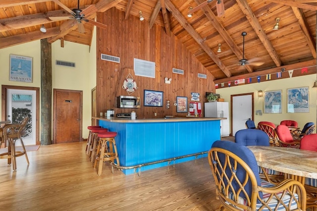 kitchen featuring appliances with stainless steel finishes, visible vents, and ceiling fan