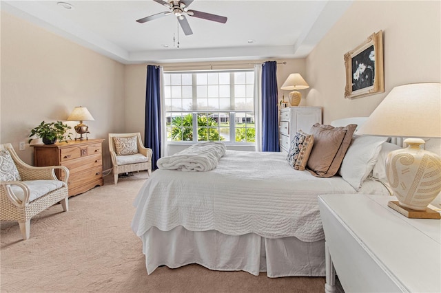 bedroom with carpet and a ceiling fan