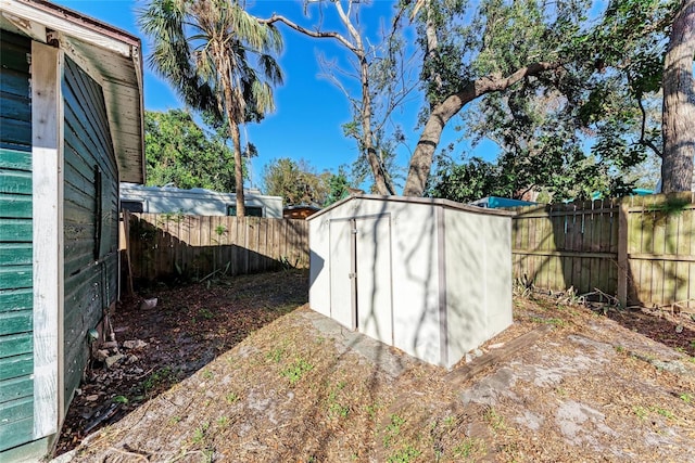 view of outbuilding