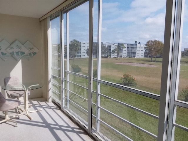 view of sunroom / solarium