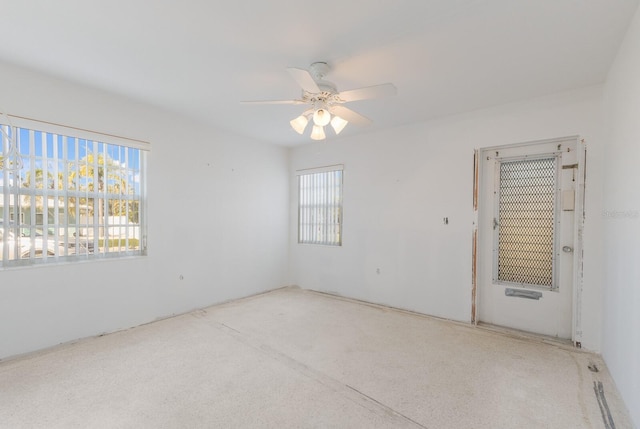 empty room with ceiling fan