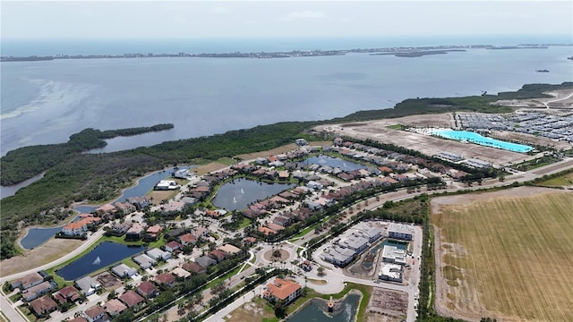 5628 Summit Point Cir Unit 103, Bradenton, FL 34210 - view of property location with a nearby body of water and a pool area
