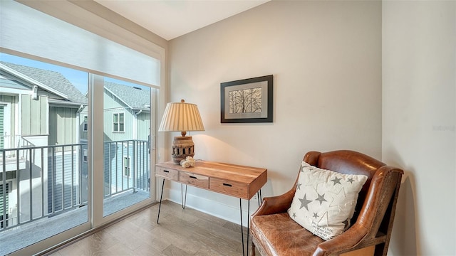 512 Laurel Park Dr, Sarasota, FL 34236 - living area with baseboards and wood finished floors