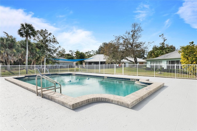 2 Antigua Cir Unit 4, Englewood, FL 34223 - community pool with fence and a patio