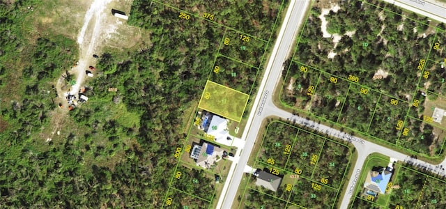 Listing photo 2 for 9387 Hallendale Dr, Port Charlotte FL 33981