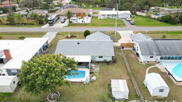 bird's eye view with a residential view