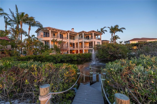 3935 N Shell Rd, Sarasota, FL 34242 - surrounding community featuring a water view