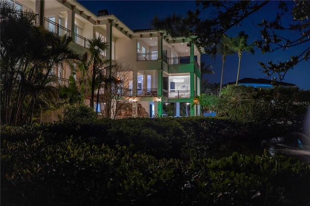 3935 N Shell Rd, Sarasota, FL 34242 - view of property at twilight