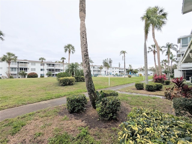 2057 Sunset Dr Unit G1, Bradenton, FL 34207 - view of home's community with a yard