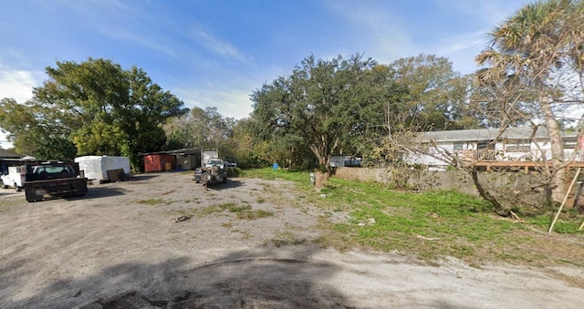 Listing photo 2 for 1559 Elmwood Ave, Tarpon Springs FL 34689