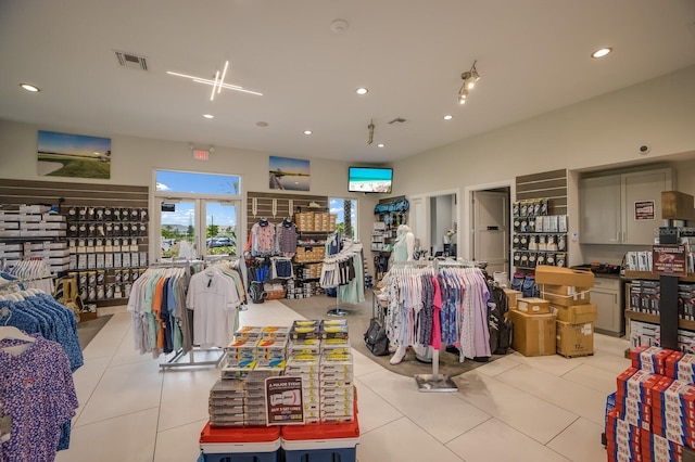 misc room featuring light tile patterned floors, visible vents, and recessed lighting