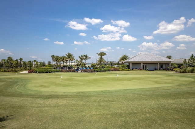 view of property's community with view of golf course