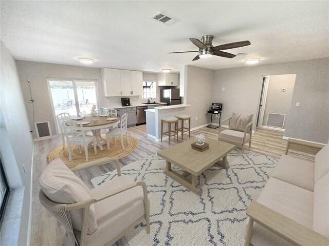 3507 65th Avenue Cir E, Sarasota, FL 34243 - photo 6
