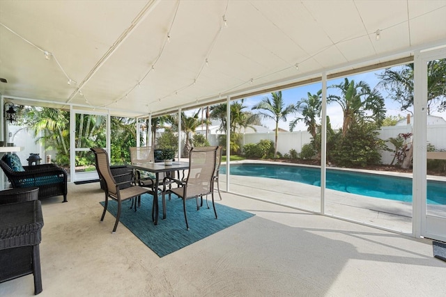 view of sunroom / solarium