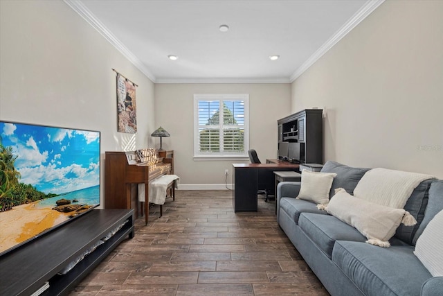 office with ornamental molding, recessed lighting, dark wood-style flooring, and baseboards