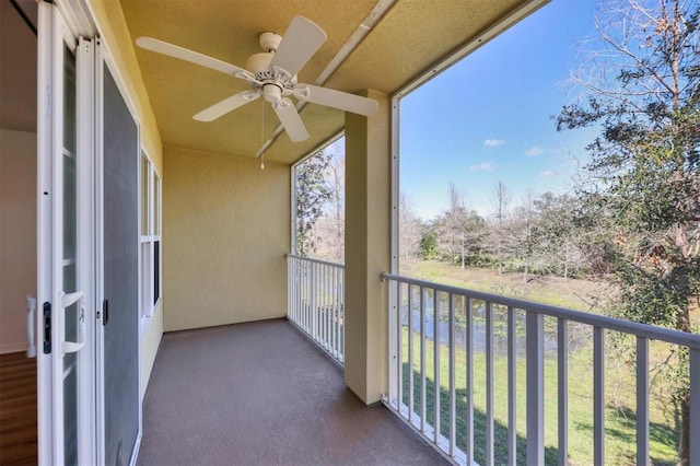 balcony with ceiling fan