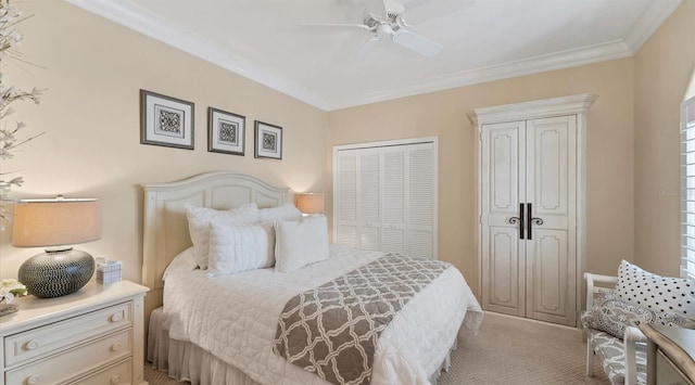 bedroom with ceiling fan, crown molding, and light colored carpet