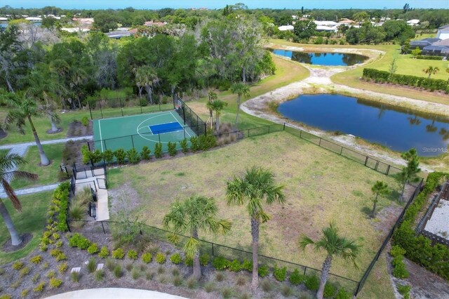 bird's eye view with a water view