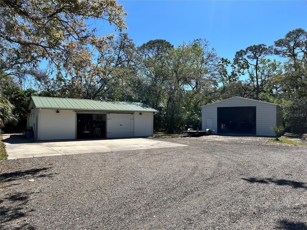 view of detached garage