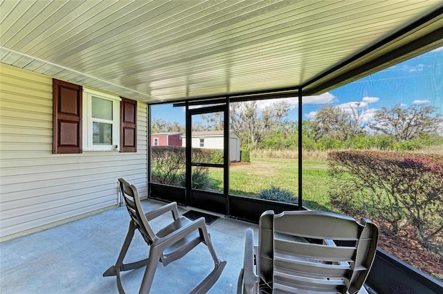 view of sunroom / solarium