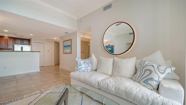 unfurnished living room featuring visible vents, ornamental molding, recessed lighting, light tile patterned flooring, and baseboards