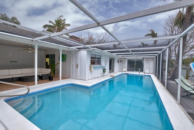 552 Juan Anasco Dr, Longboat Key, FL 34228 - swimming pool with an outdoor hangout area, ceiling fan, and a patio