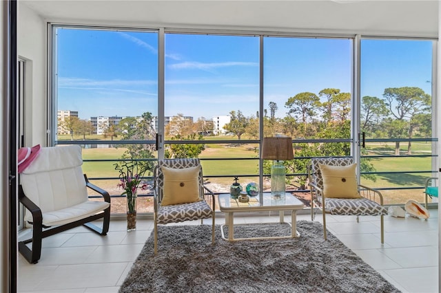 view of sunroom / solarium