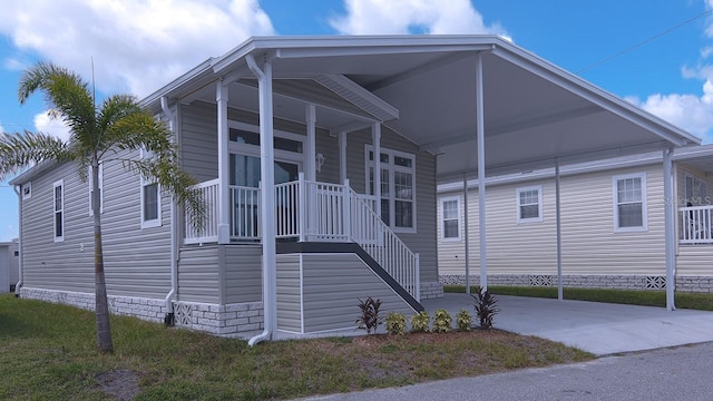 285 Nassau Dr, Palmetto, FL 34221 - photo 1