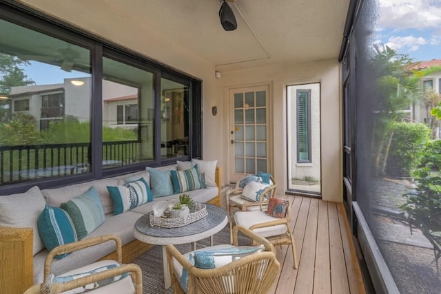 view of sunroom / solarium