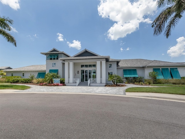 view of front of property featuring stucco siding