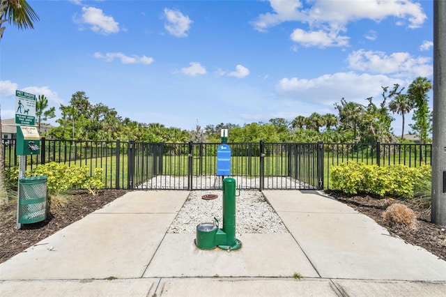 4918 Gray Owl Ter, Palmetto, FL 34221 - view of patio with a gate