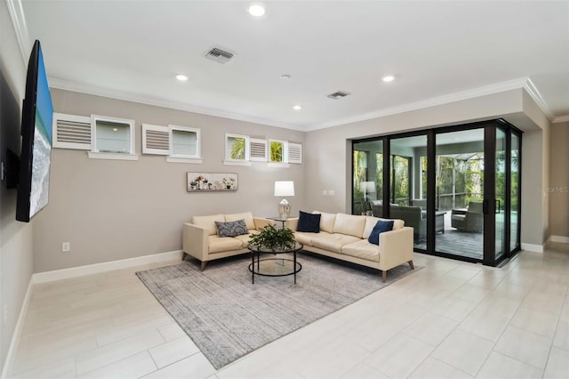 living area featuring recessed lighting, visible vents, crown molding, and baseboards