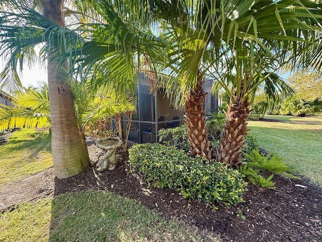 5031 Serata Dr, Bradenton, FL 34211 - view of yard