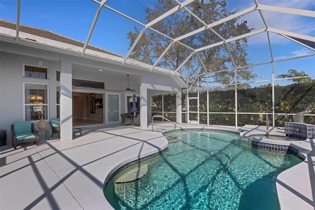8420 Sailing Loop, Lakewood Ranch, FL 34202 - view of swimming pool with a patio, a pool with connected hot tub, a lanai, and a ceiling fan