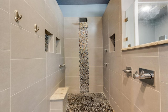 8420 Sailing Loop, Lakewood Ranch, FL 34202 - full bath featuring tiled shower
