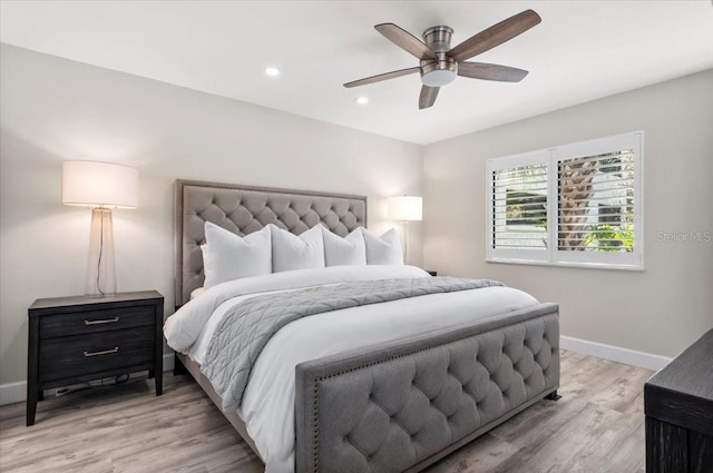 bedroom with light wood-style floors, recessed lighting, ceiling fan, and baseboards