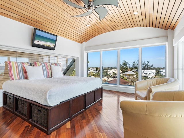 534 Beach Rd, Sarasota, FL 34242 - bedroom featuring wood-type flooring and lofted ceiling