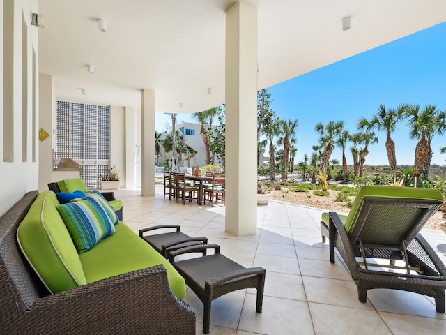 534 Beach Rd, Sarasota, FL 34242 - view of patio with outdoor dining space