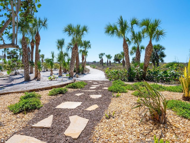 534 Beach Rd, Sarasota, FL 34242 - view of surrounding community