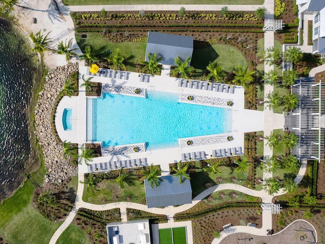 813 Tailwind Pl, Sarasota, FL 34240 - aerial view of a pool area