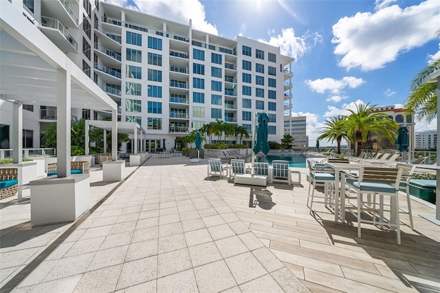 view of property's community featuring a patio