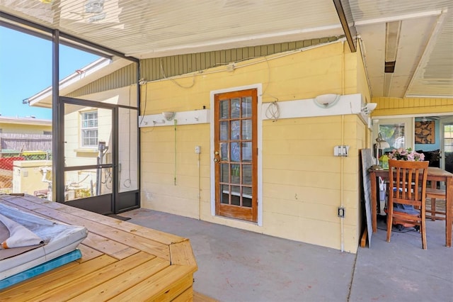 2564 Wood St, Sarasota, FL 34237 - exterior space