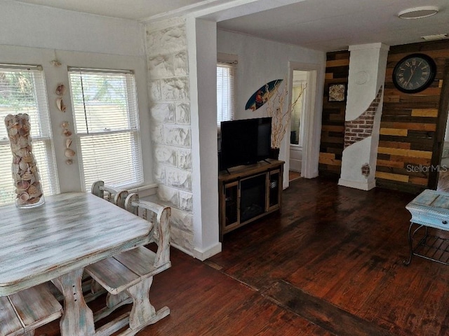 775 36th Ave S, Saint Petersburg, FL 33705 - dining room with wood finished floors