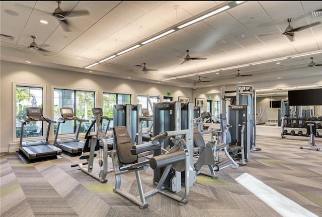 gym featuring ceiling fan, recessed lighting, carpet floors, visible vents, and baseboards