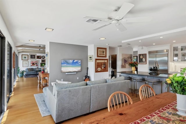 1610 S Lake Shore Dr, Sarasota, FL 34231 - living room featuring visible vents, recessed lighting, light wood-type flooring, and a ceiling fan