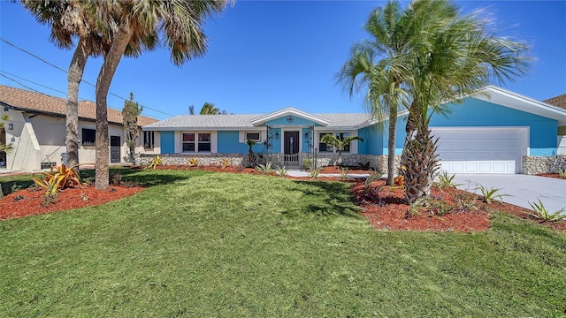 single story home featuring stucco siding, driveway, a front lawn, and an attached garage